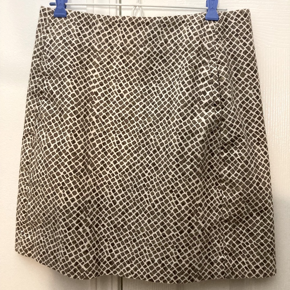 Loft skirt mini geometric giraffe print size 6
